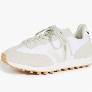 Brand new Veja Women's Rio Branco Sneakers